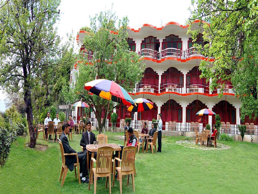 Himanshu Resorts Manāli Kültér fotó