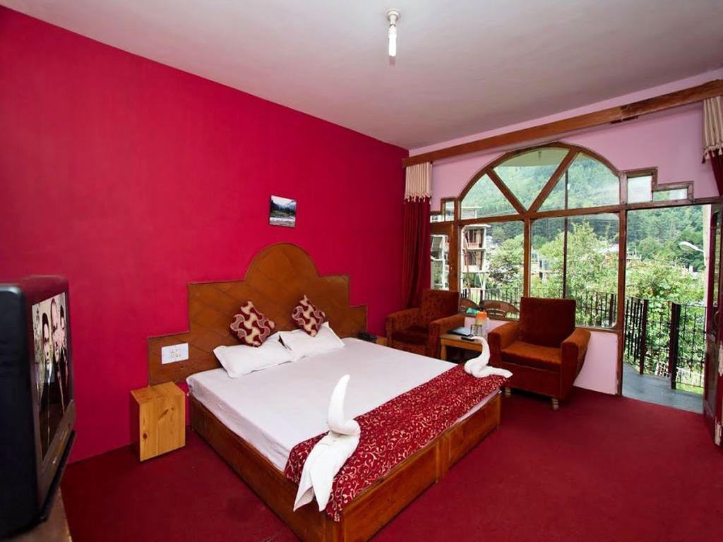Himanshu Resorts Manāli Szoba fotó