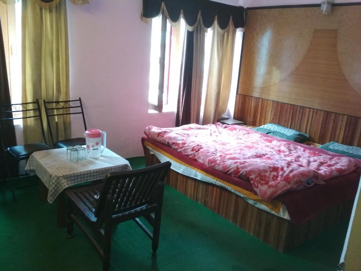 Himanshu Resorts Manāli Kültér fotó